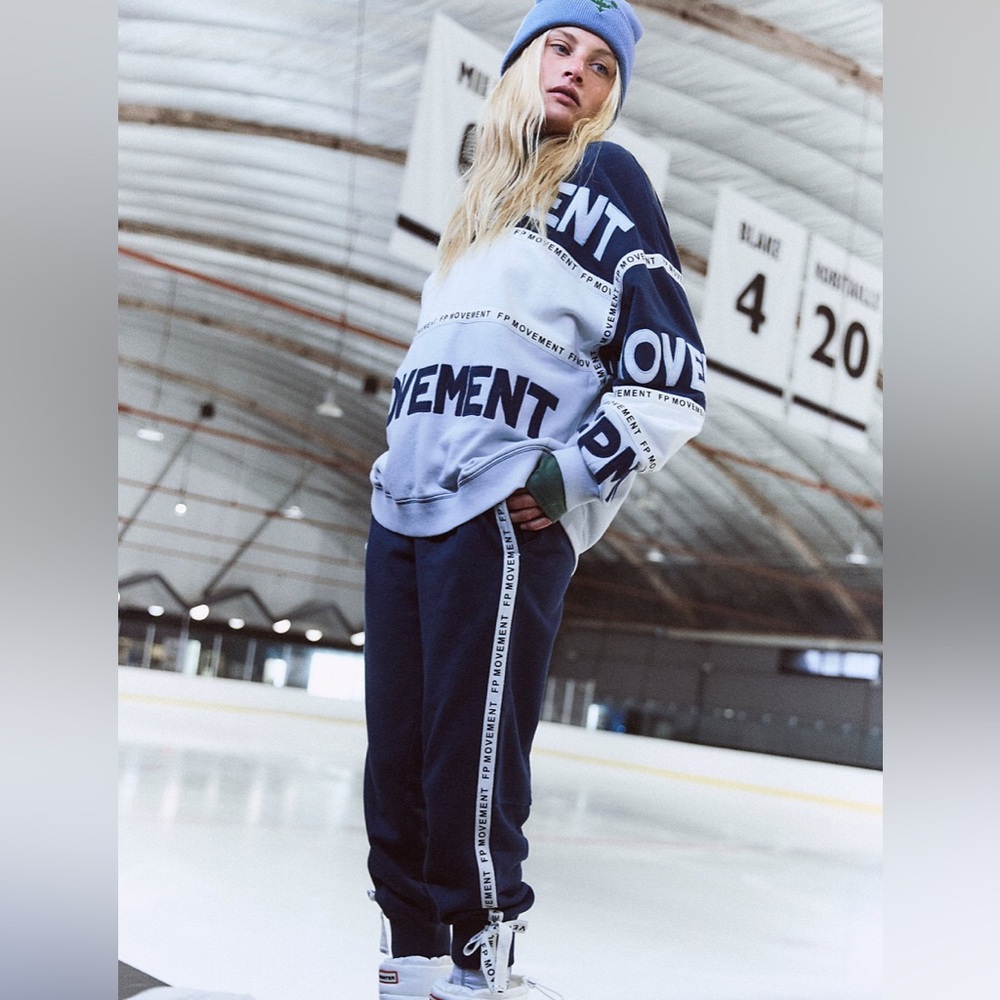 ✨NWT✨FREE PEOPLE MOVEMENT ALL STAR LOGO JOGGER SET